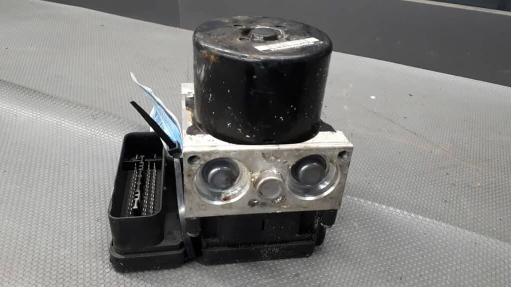 3451-6862246-01 pompa ABS BMW F20 F30 2.0D 13r