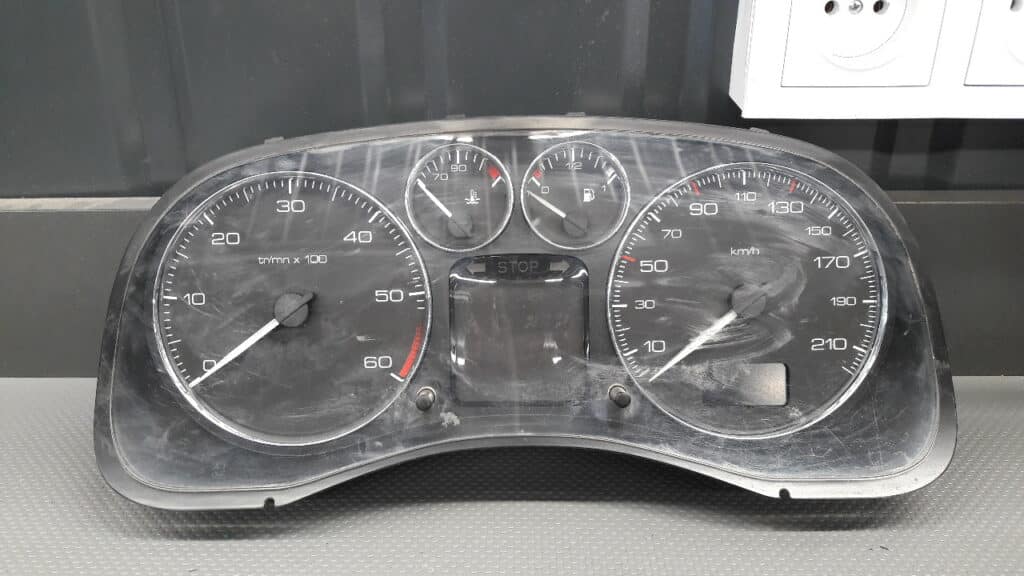 P9654485280 Licznik Peugeot 307 1,6 HDI