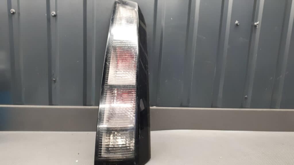89071145 Lampa tyla prawa Opel Meriva A Lift