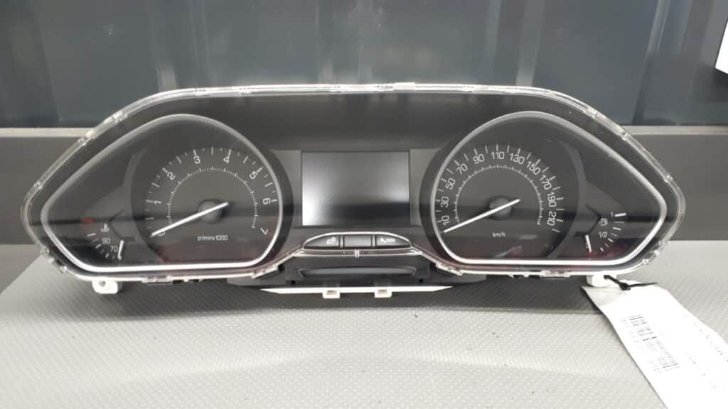 9822915380 licznik zegary Peugeot 208 Benzyna EU