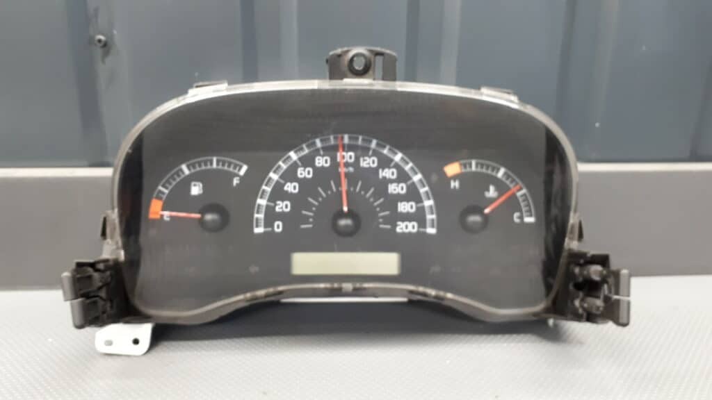 555000460104 Fiat Panda II 1.1 B 09r
