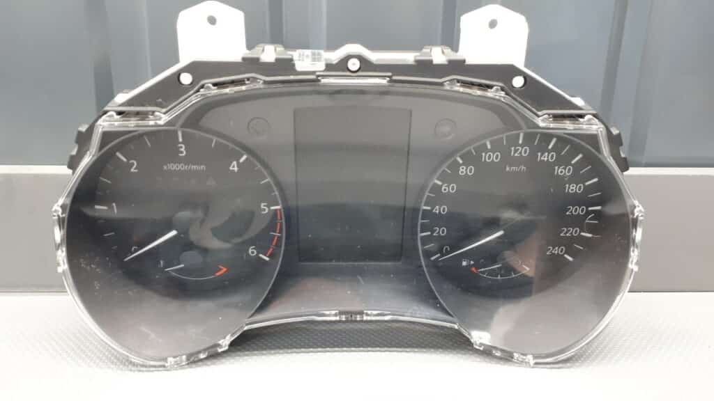 3ZN2C/V1HL licznik Nissan Pulsar 1.5 Diesel 16r