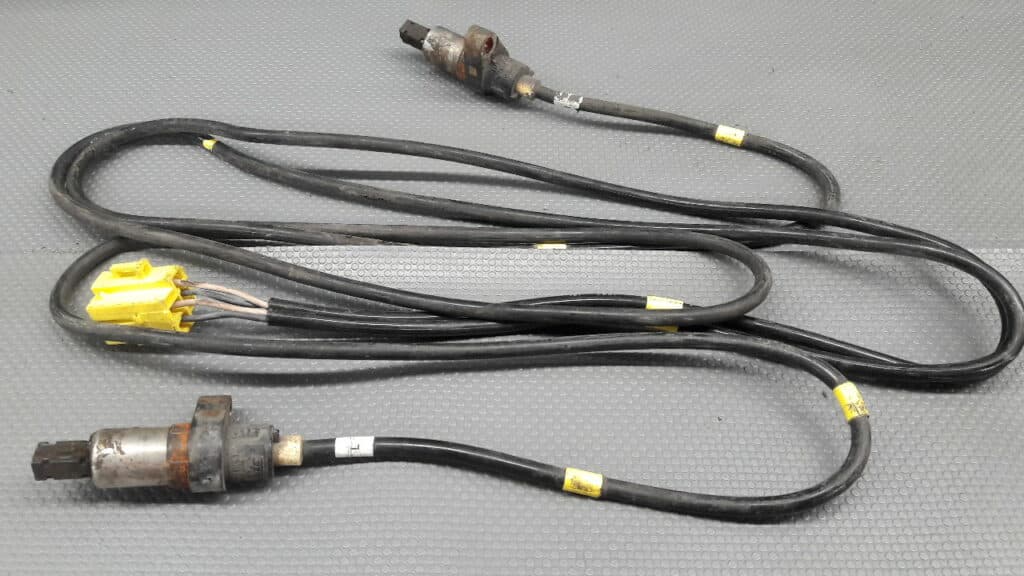 10.0741-1105.1 Czujnik sensor ABS VOLVO 850