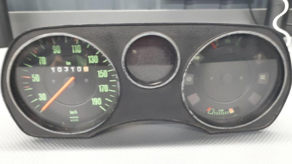 321919033AS Licznik zegar AUDI 80 PASSAT B1 76r