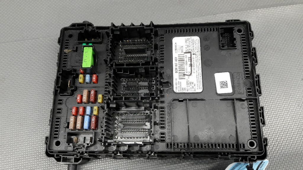 KT1T-15604-CCF Moduł BCM Ford Tourneo Connect