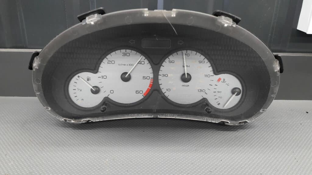 9656800680 licznik Citroen Berlingo Anglik RHD