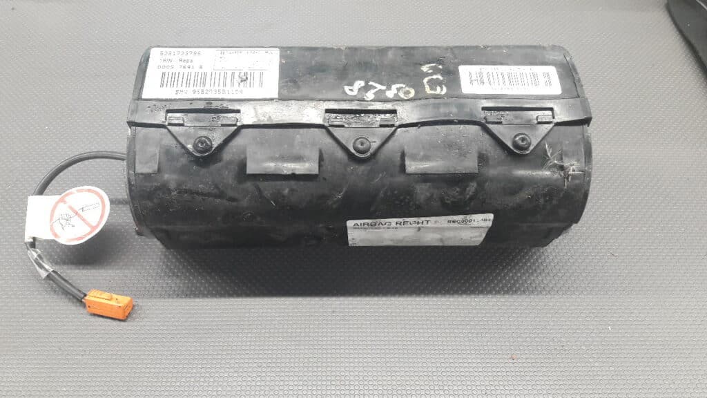 5281723785 Poduszka pasażera AIRBAG BMW E39