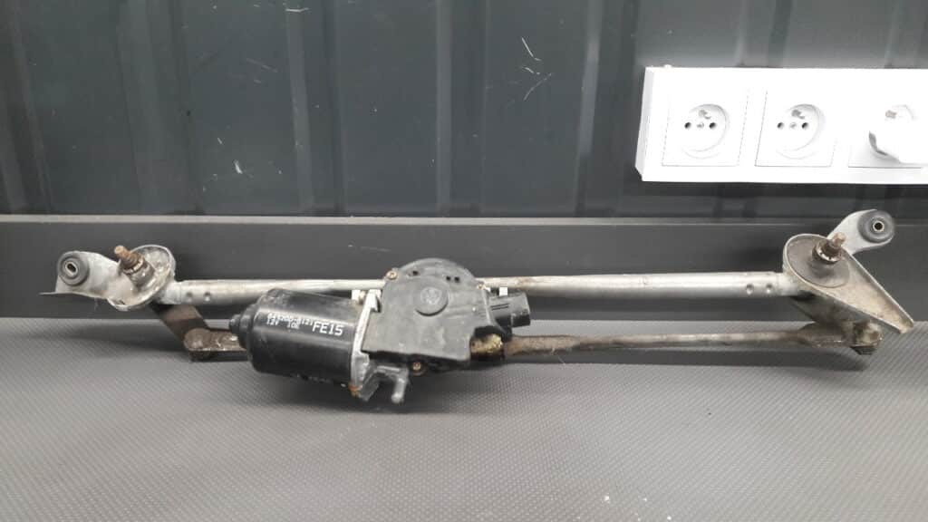 849200-8121 Mechanizm wycieraczek Mazda RX-8 03-08r