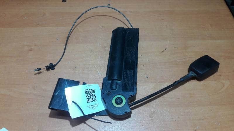 94VBV61204BD NAPINACZ PASA LEWY PRZOD TRANSIT MK5 uskzo
