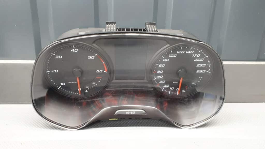 5F0920861C Licznik Zegary Seat Leon 13r 1,6TDi