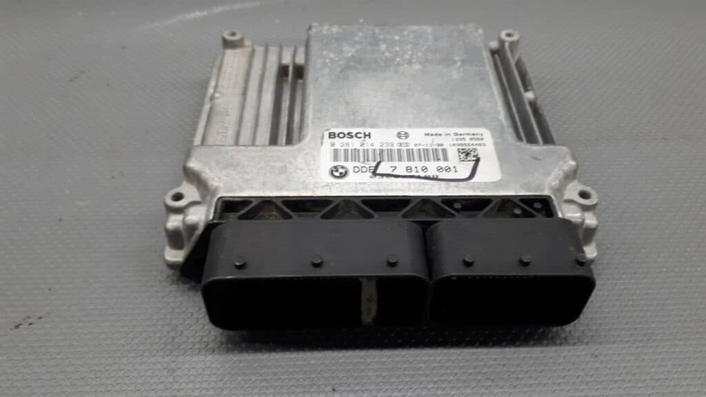 7810001 Sterownik komputer BMW E90 2.0
