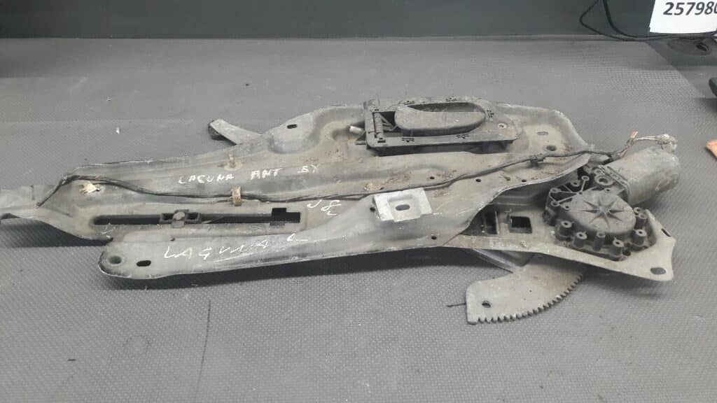 Mechanizm szyby lewy przod Laguna I