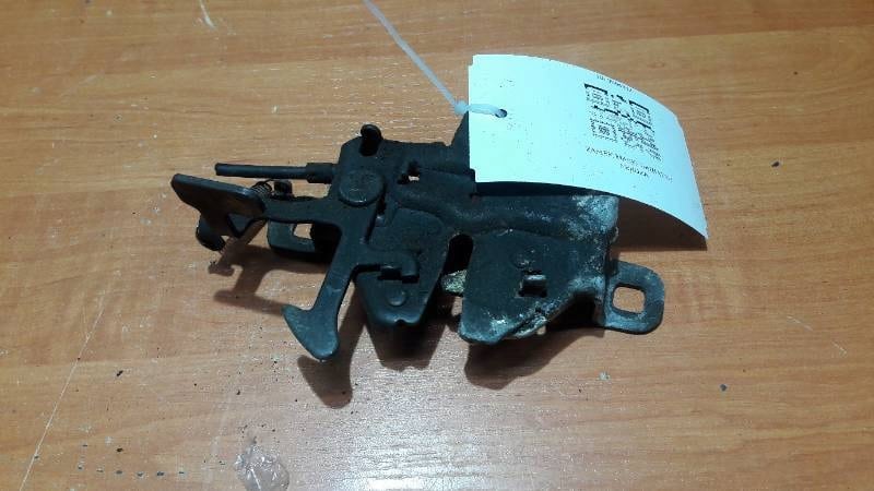 ZAMEK MASKI DAIHATSU FEROZA