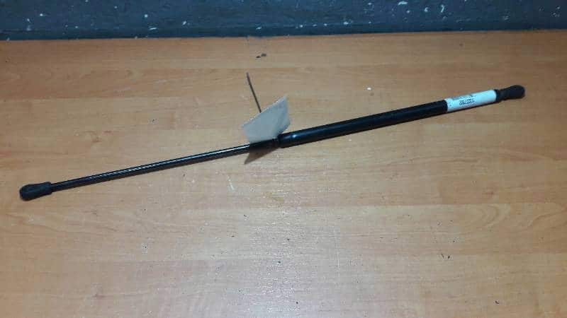 8D0823359A siłownik maski AUDI A4 B5