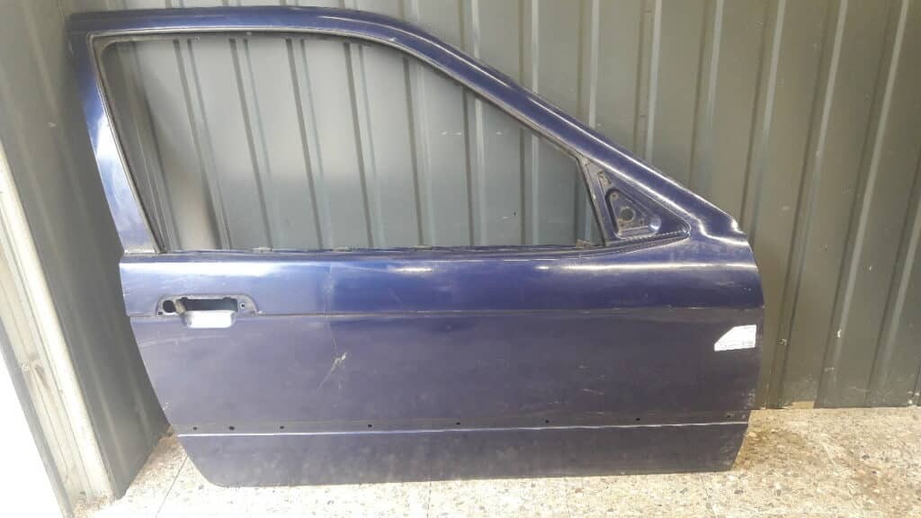 Drzwi prawy przód BMW E36 SEDAN NIEBIESKIE