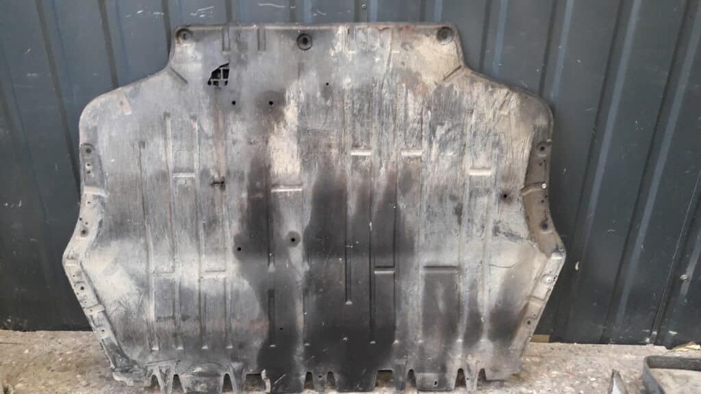 8K0825237AG Płyta podłogowa osłona pod silnik VW AUDI SEAT