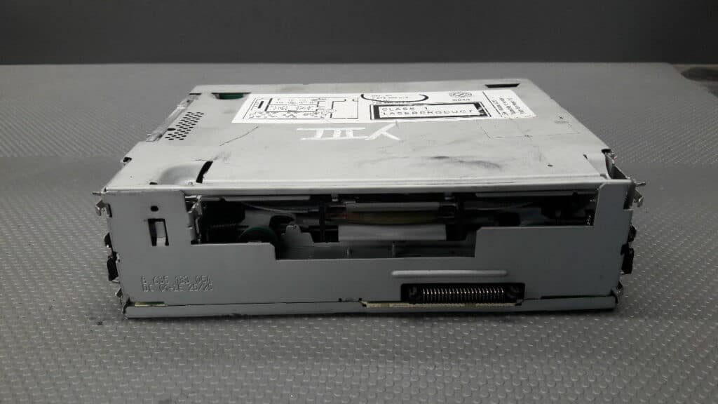 7646396316 Radio CD Lancia Ypsylion III