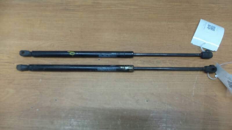 8171158 siłowniki klapy BMW E36 Kombi