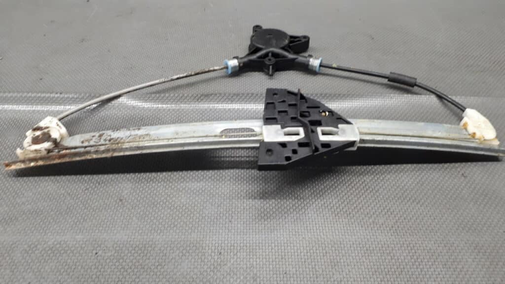 Mechanizm szyby prawy przód Mazda RX8