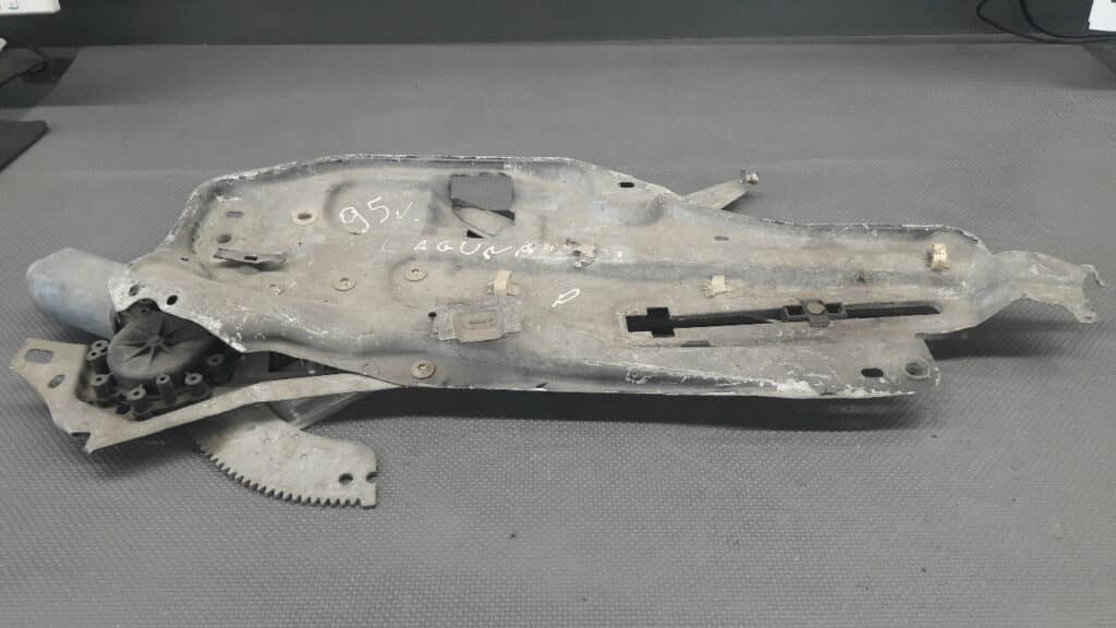 Mechanizm szyby prawy przód RENAULT LAGUNA I 2PIN