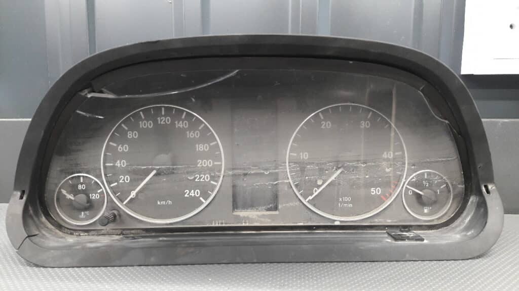 A1695406247 Licznik Mercedes W169 2,0