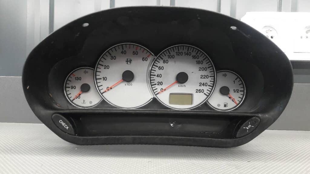 156021018 licznik Alfa Romeo 166 2.4JTD