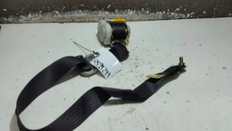 7L1440-P PAS PRAWY PRZOD TOYOTA YARIS VERSO