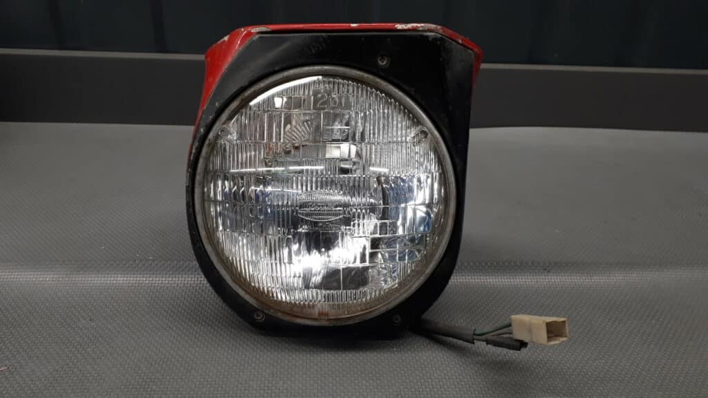 Reflektor prawy Fiat X1/9 Koito