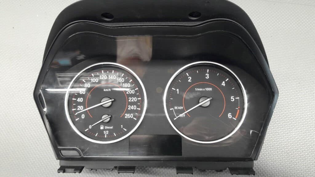 9350124 Licznik zegar BMW 1-Seria 2014