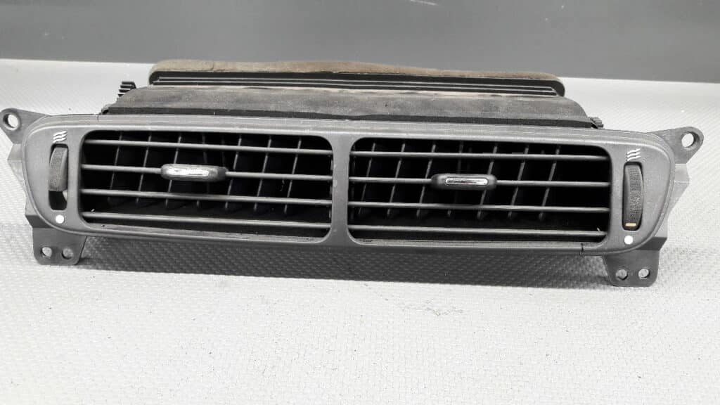 1X436770AE Kratka nawiewu JAGUAR X-TYPE 2.5