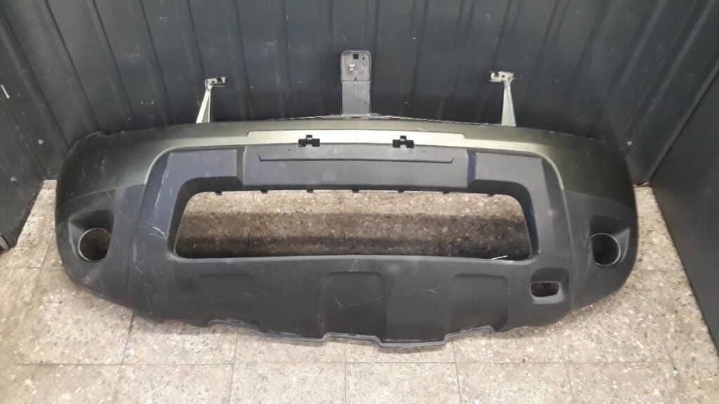 620220025R zderzak przedni DACIA DUSTER ZIELONY