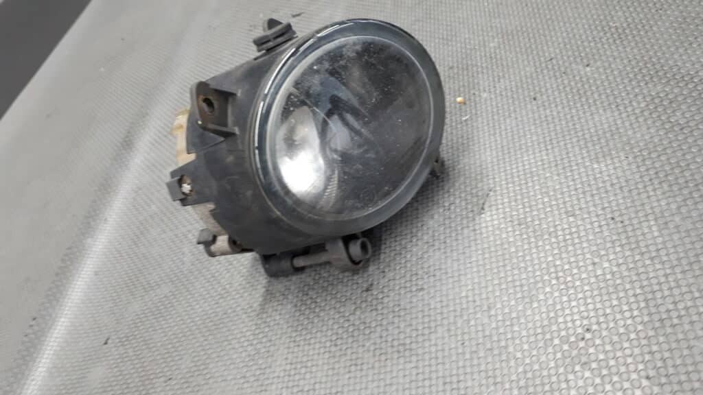 1S71-15K201-AC  Halogen prawy Ford Mondeo mk3