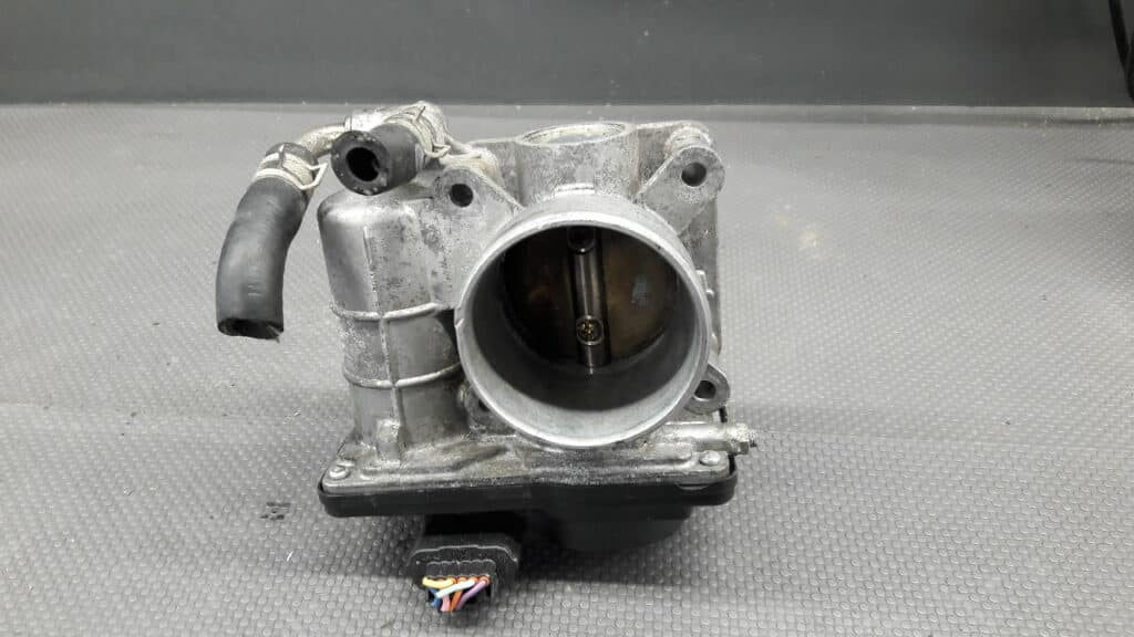 RME50-16 Przepustnica Nissan Note II 1,2