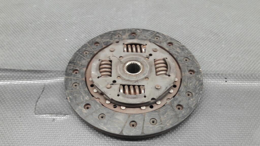 319005110 tarcza sprzeglo VW Golf III  1.9
