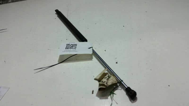 8200003020C SILOWNIK KLAPY BAGAZNIKA LAGUNA II
