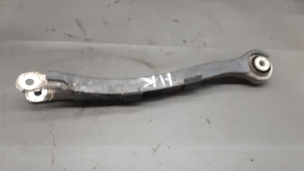 R2303520205 wahacz lewy prawy tył Mercedes W211 03-06