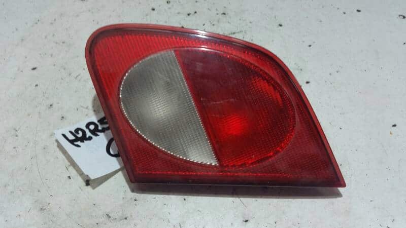 A2108201064 lampa prawy tył MERCEDES W210