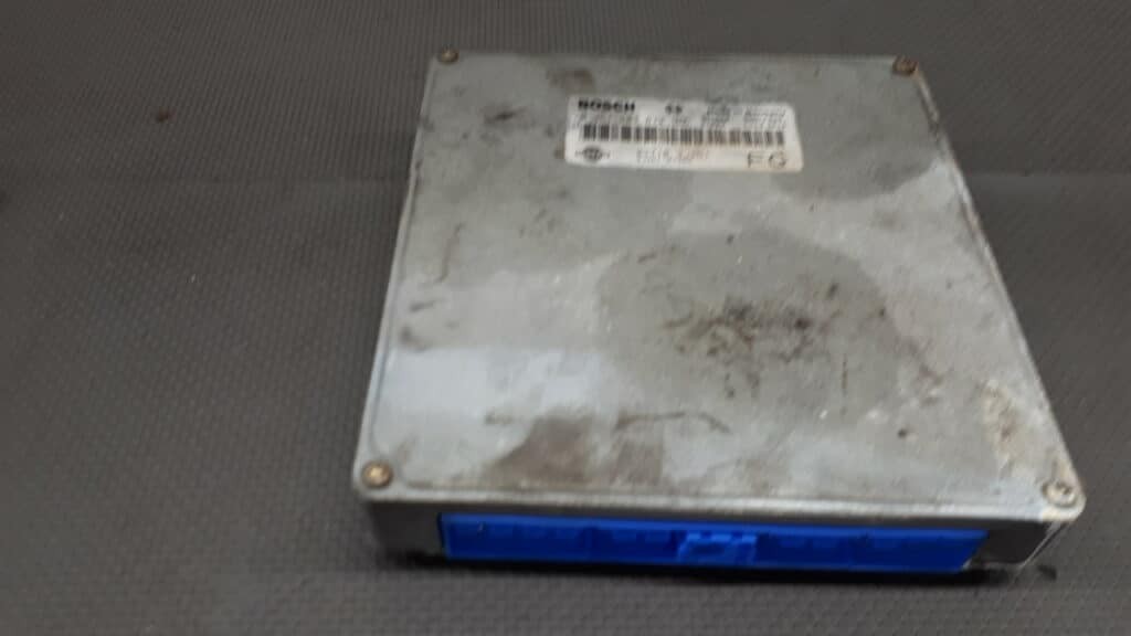 0261203872 sterownik Nissan Primera P11 2.0 16v