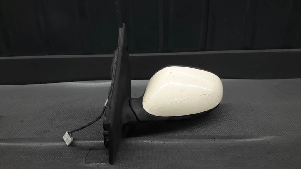 LUSTERKO LEWE LANCIA YPSILON II 5PIN