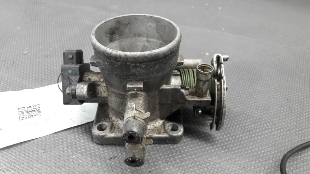 35170-23000 Przepustnica Kia Carens II 2,0 16V