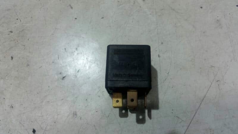 431951253H PRZEKAZNIK VW SEAT AUDI SKODA SEAT