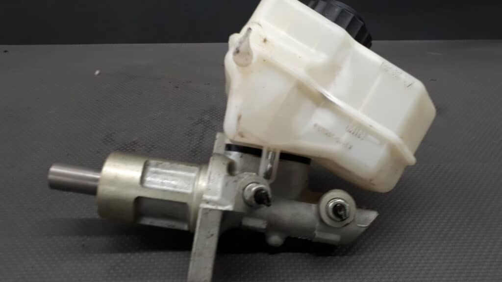 033508-86541 pompa hamulcowa BMW E87