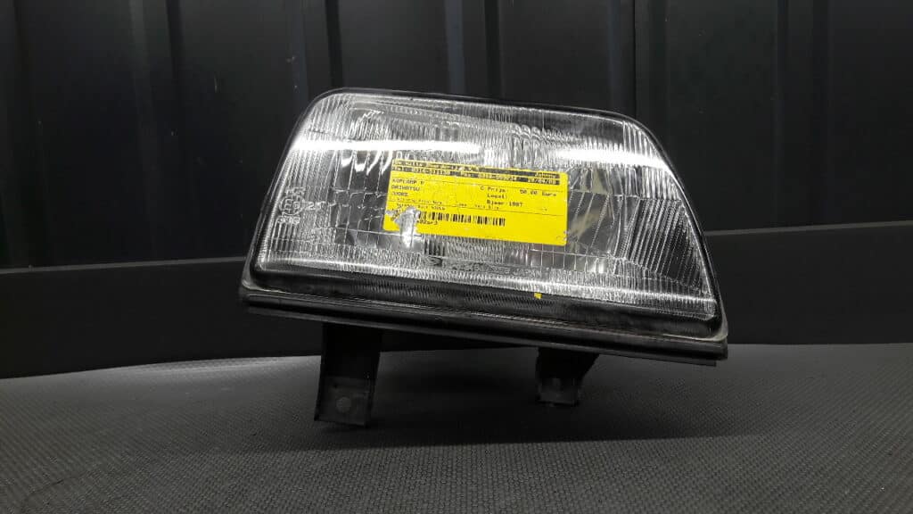 reflektor prawy daihatsu Cuore II 87r