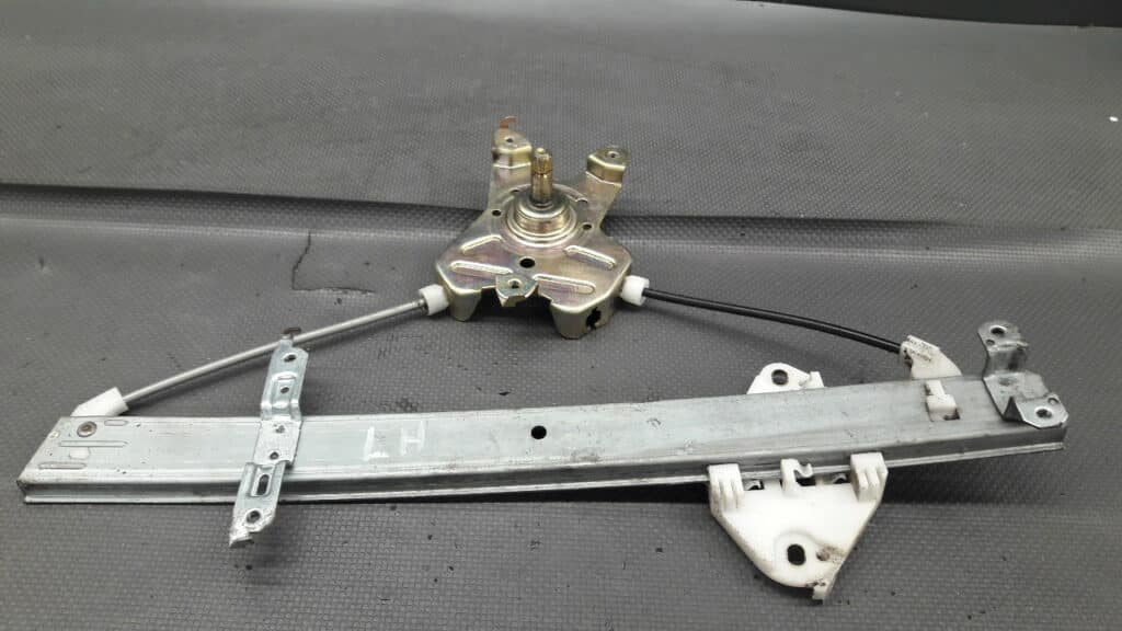 mechanizm szyby lewy tyl HONDA JAZZ