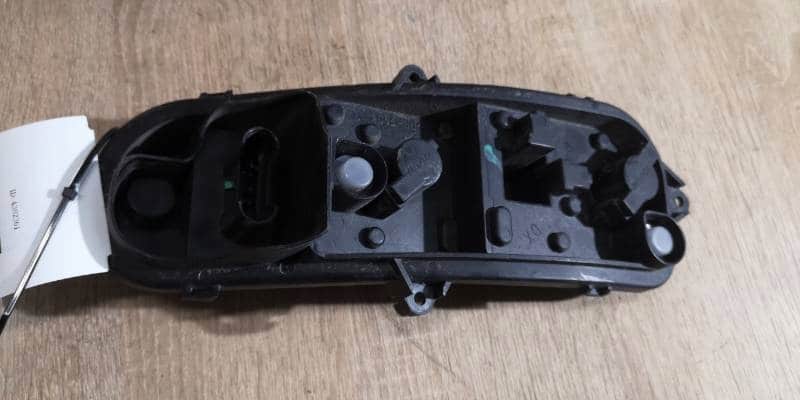 21732201 WKLAD LAMPY PRAWY TYL FORD KA