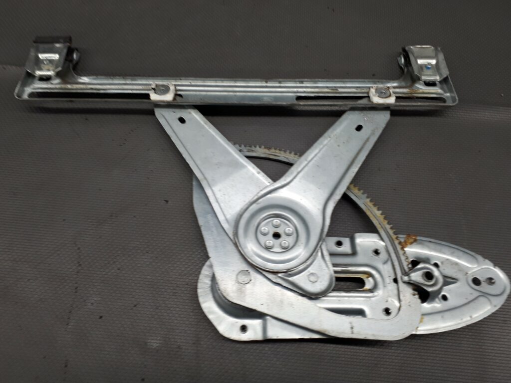 3M51-R27000-BG mechanizm szyby pewy tyl          FordC-Max