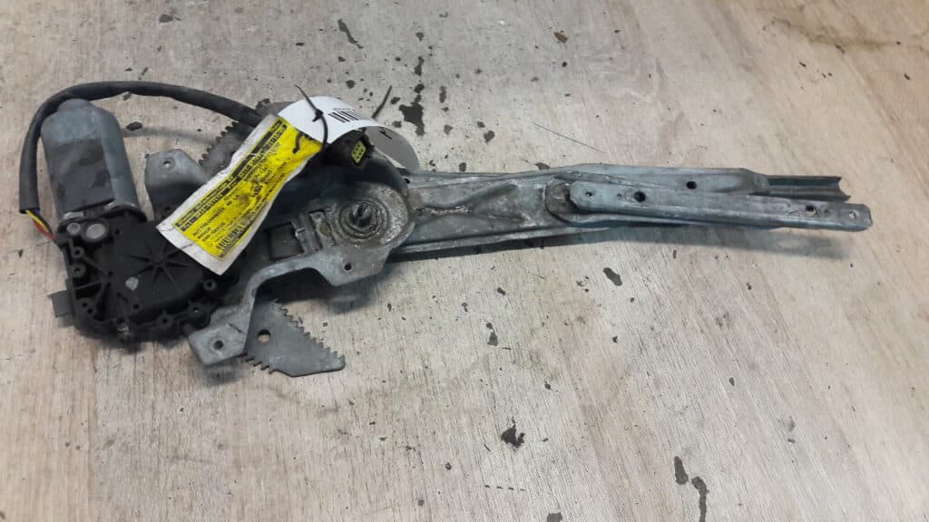 400344b Mechanizm szyby lewy tyl Rover 400 800 98r