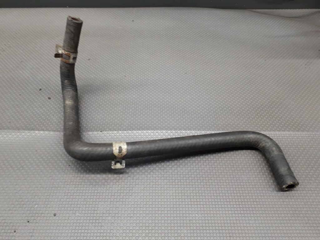 55555684 waż rura przewód wody opel Mariva