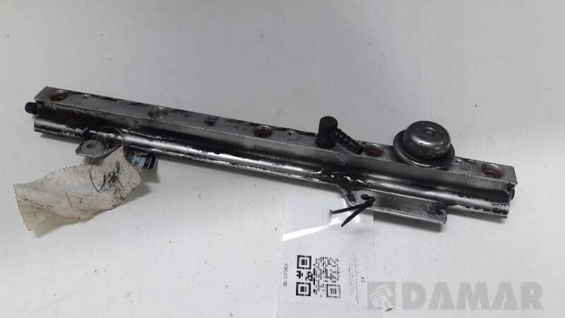 9186836 Listwa wtryskowa Volvo S80 V70 2.4