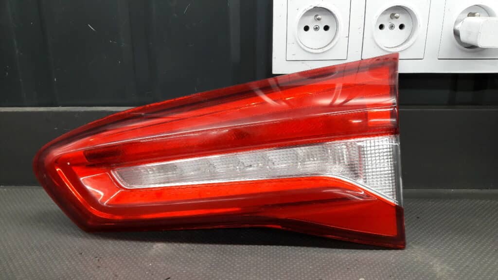 JX7B-13A602-ED Lampa led prawa Ford Focus MK4 2020